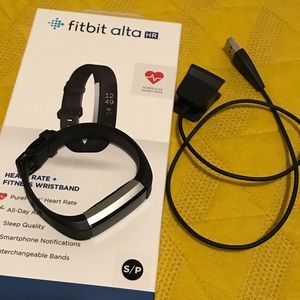 Fitbit Alta HR